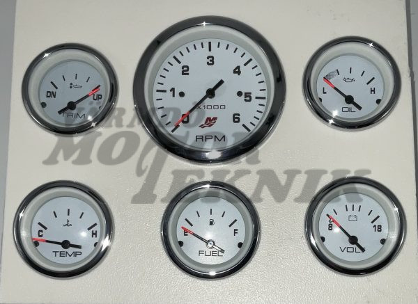 Instrument sats 6 st vit med chrome ring